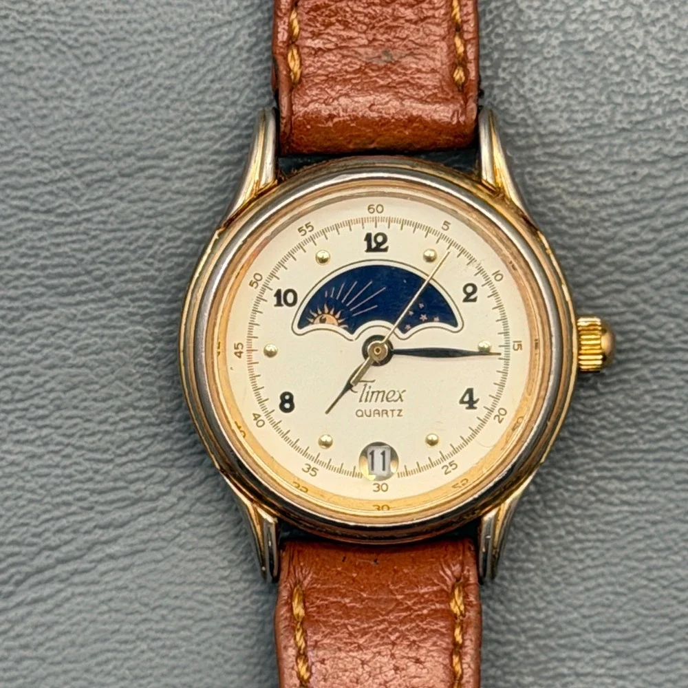 Vintage Timex 364 T Cell Sun & Moon Japan Genuine Pigskin Strap Dead Battery